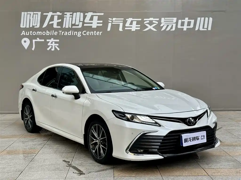 Toyota Camry 2021 2.5G Luxury