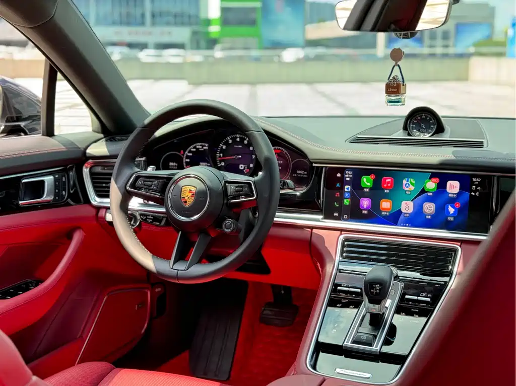 Porsche Panamera — миниатюра 11