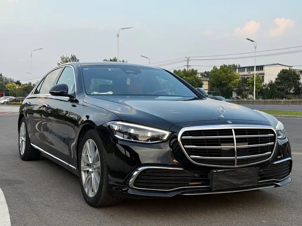 Mercedes-Benz S-Class — миниатюра 2
