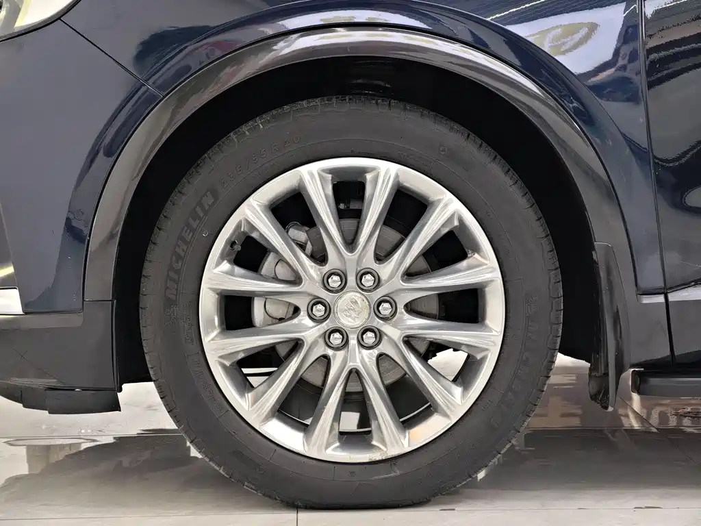 Buick Enclave — миниатюра 44