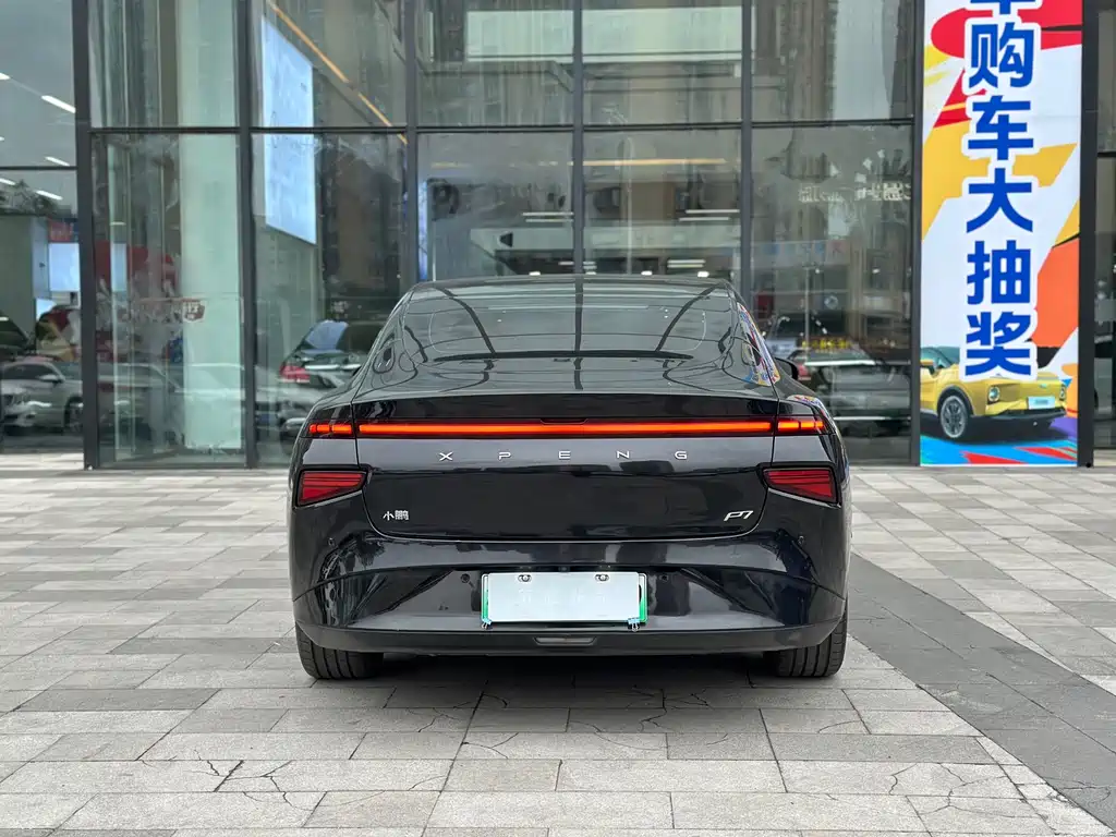 XIAOPENG P7