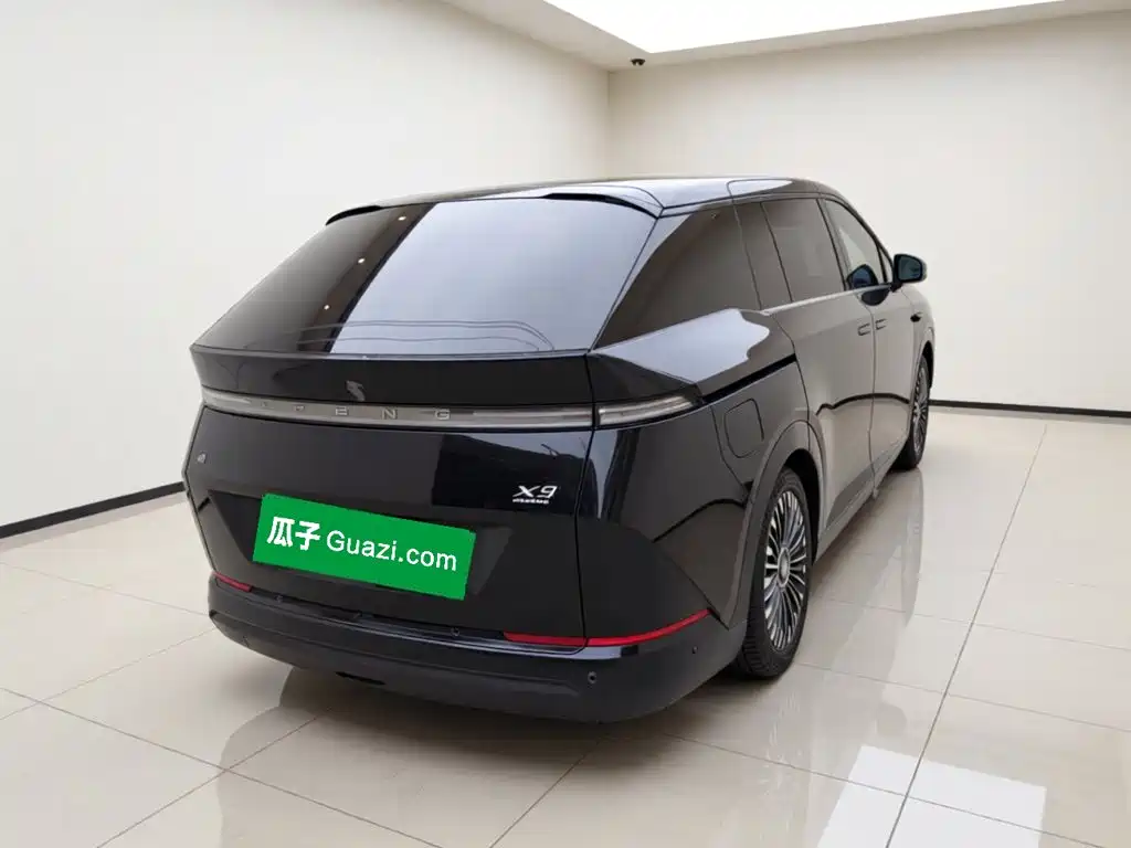 XPeng X9 — миниатюра 3