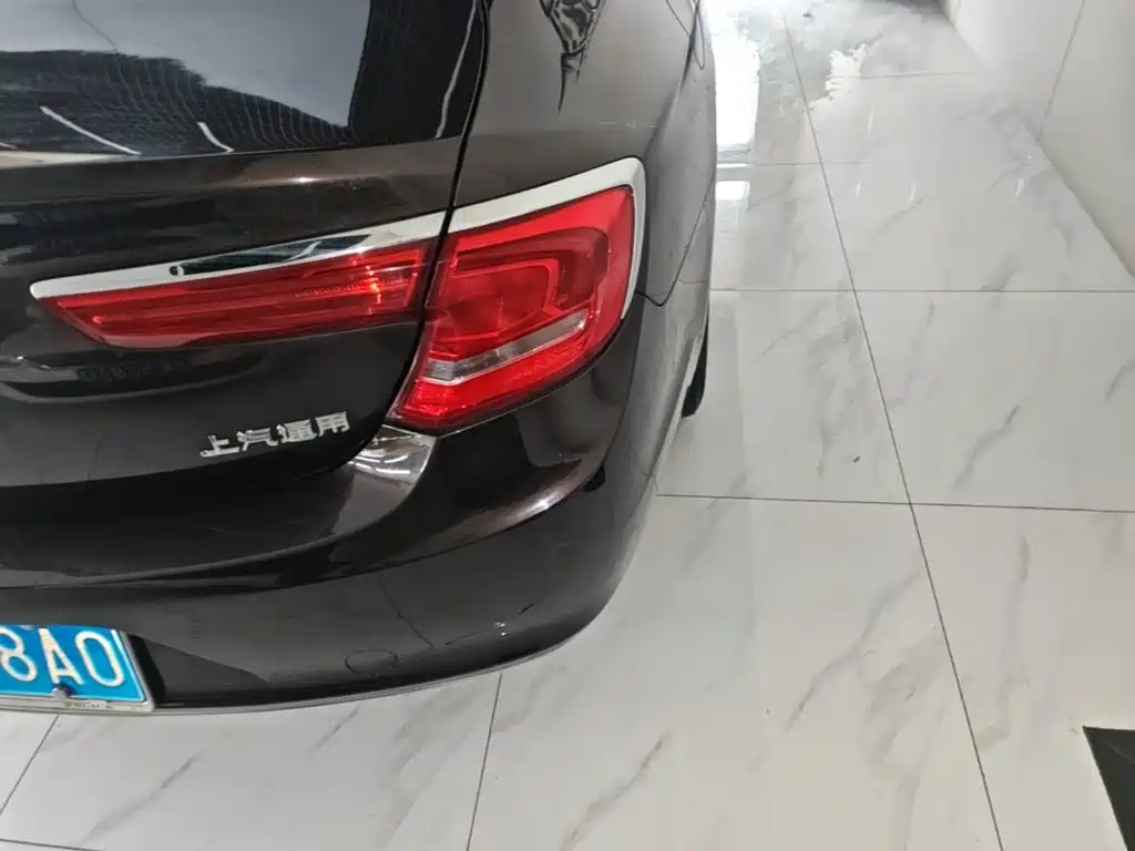 Buick LaCrosse — миниатюра 8
