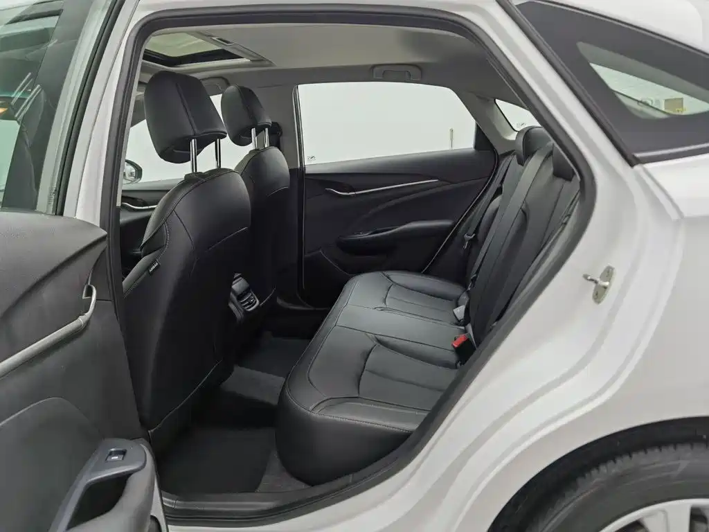 Buick Excelle — миниатюра 15