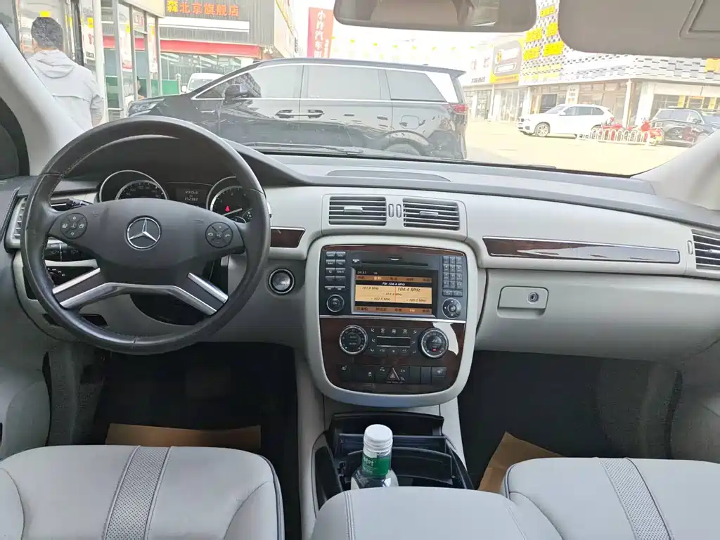 Mercedes-Benz R-Class — миниатюра 9