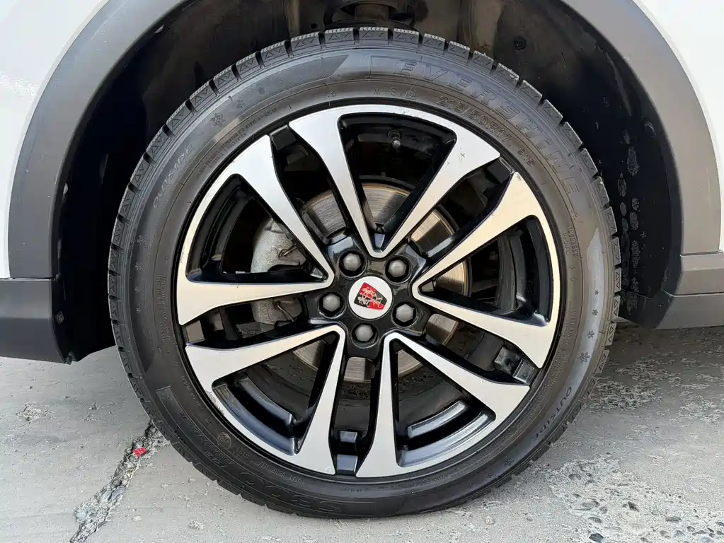Roewe RX3 — миниатюра 15