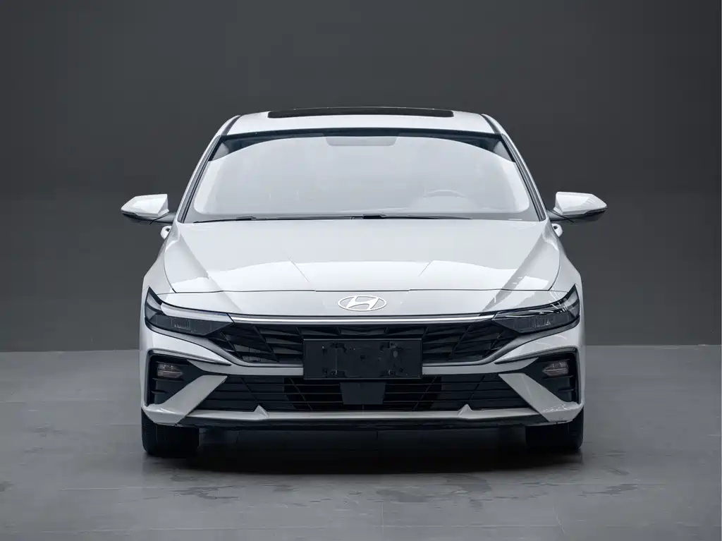 Hyundai Elantra — миниатюра 5