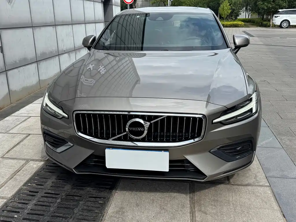 Volvo S60 — миниатюра 33