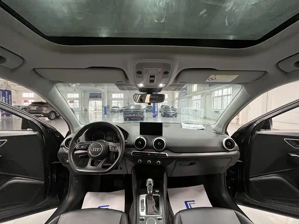 Audi Q2L — миниатюра 10