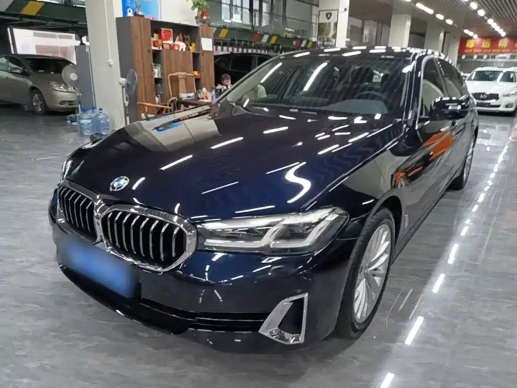BMW 5 Series 2021 525Li Luxury Package