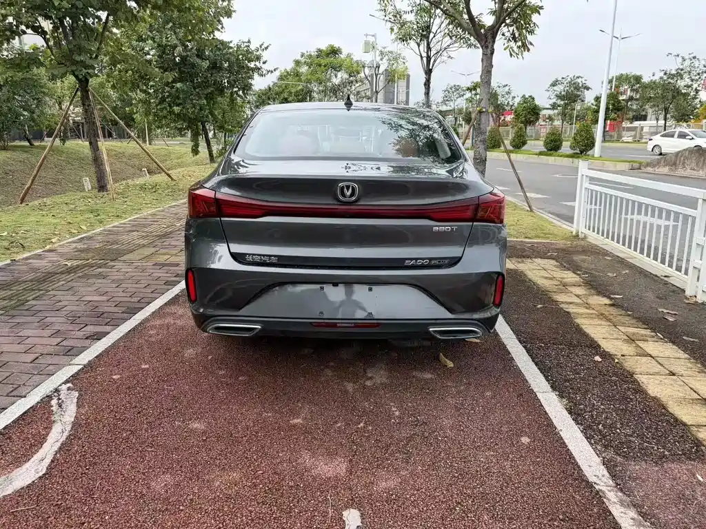 Changan Eado — миниатюра 8