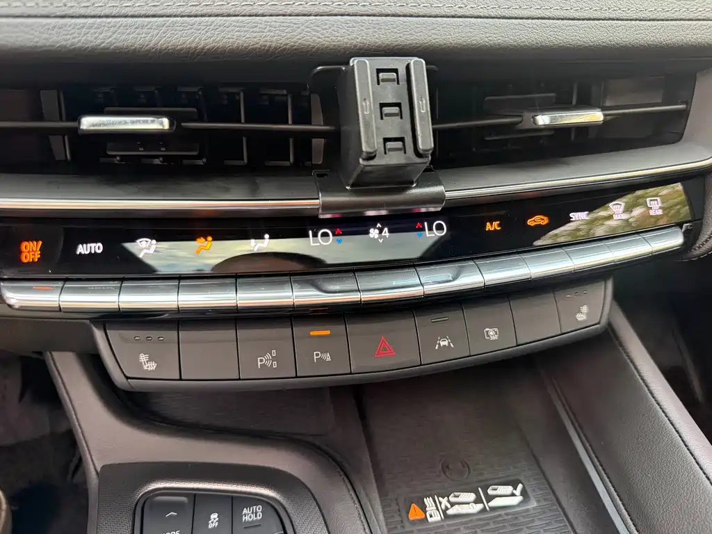 Cadillac CT5 — миниатюра 17