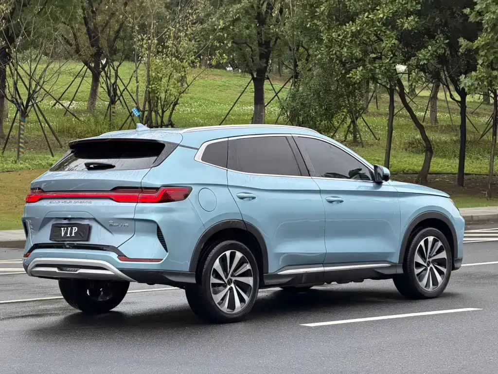 BYD PLUS New Energy — миниатюра 7
