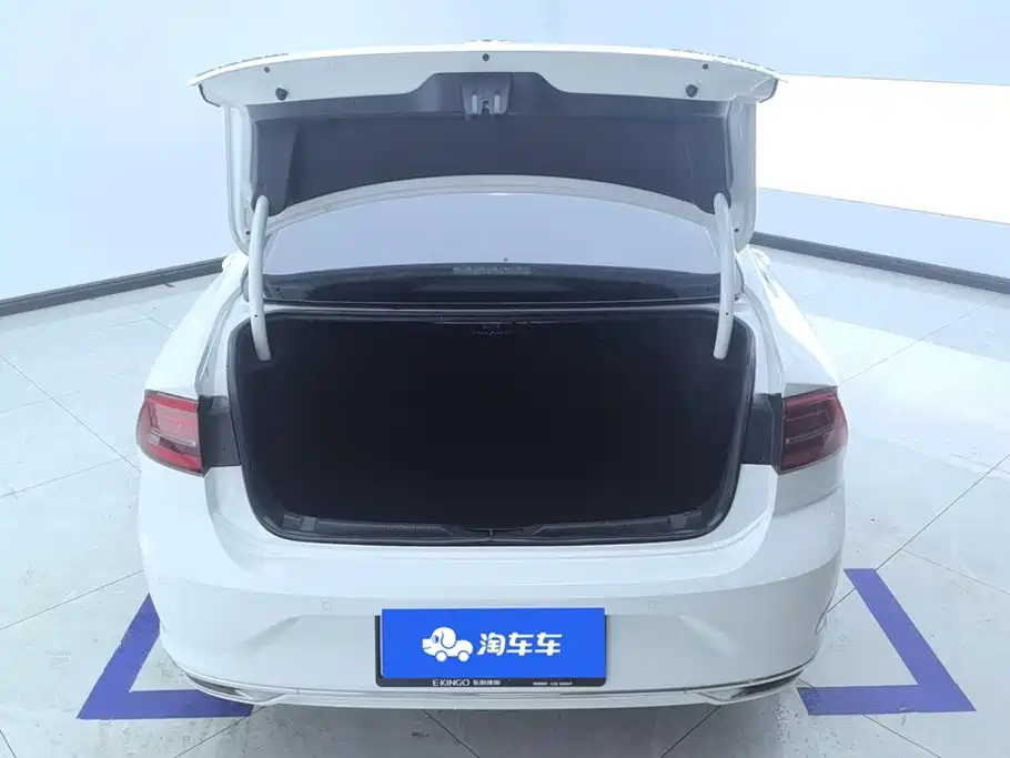 Volkswagen Lamando — миниатюра 4