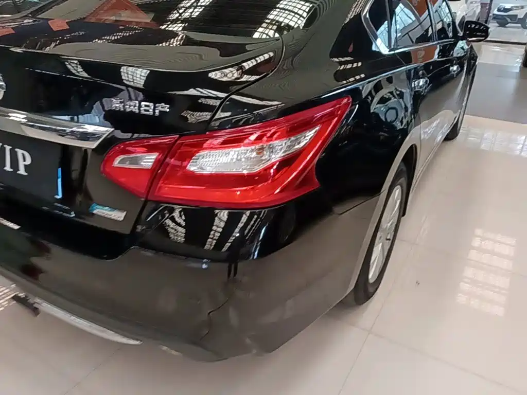 Nissan Teana — миниатюра 8