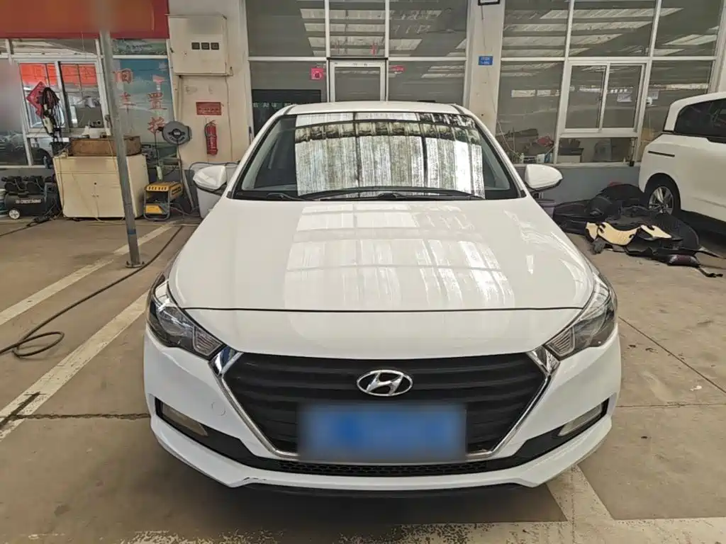 Hyundai Verna — миниатюра 3