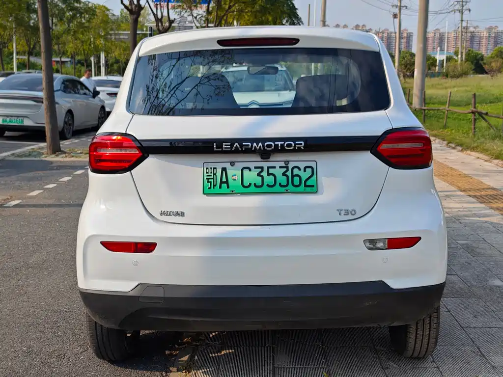 Leapmotor Leapmotor T03 — миниатюра 8