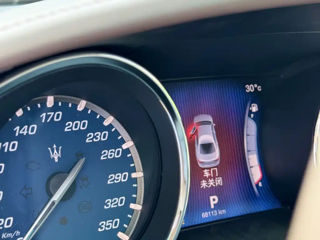 Maserati Quattroporte 3.8T Standard Type, фото 14