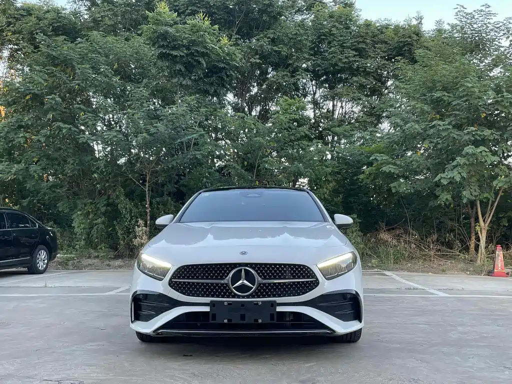 Mercedes-Benz A-Class — миниатюра 2