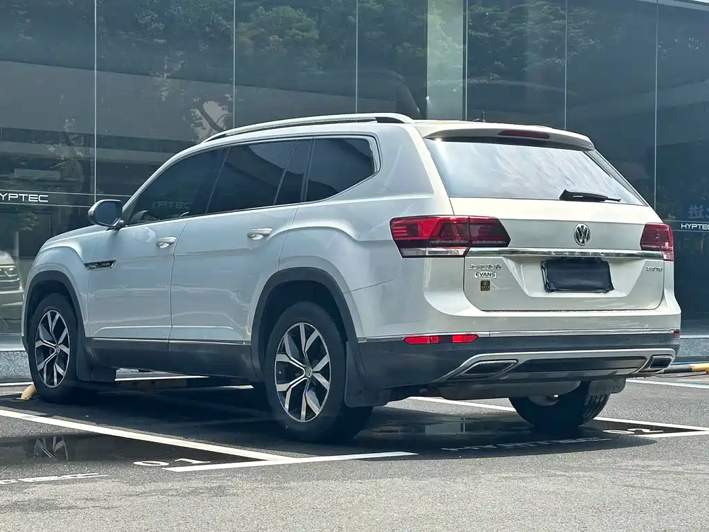 Volkswagen Teramont — миниатюра 6