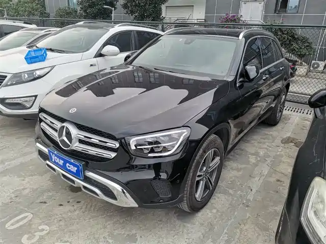 MERCEDES BENZ GLC
