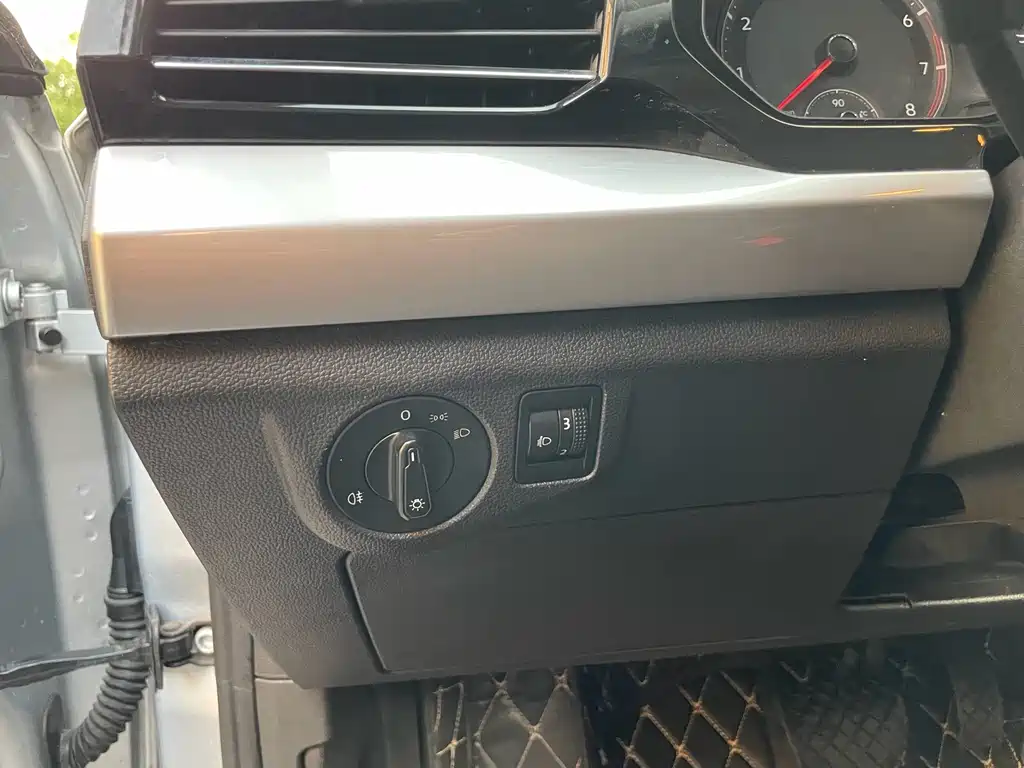 Volkswagen Bora — миниатюра 7