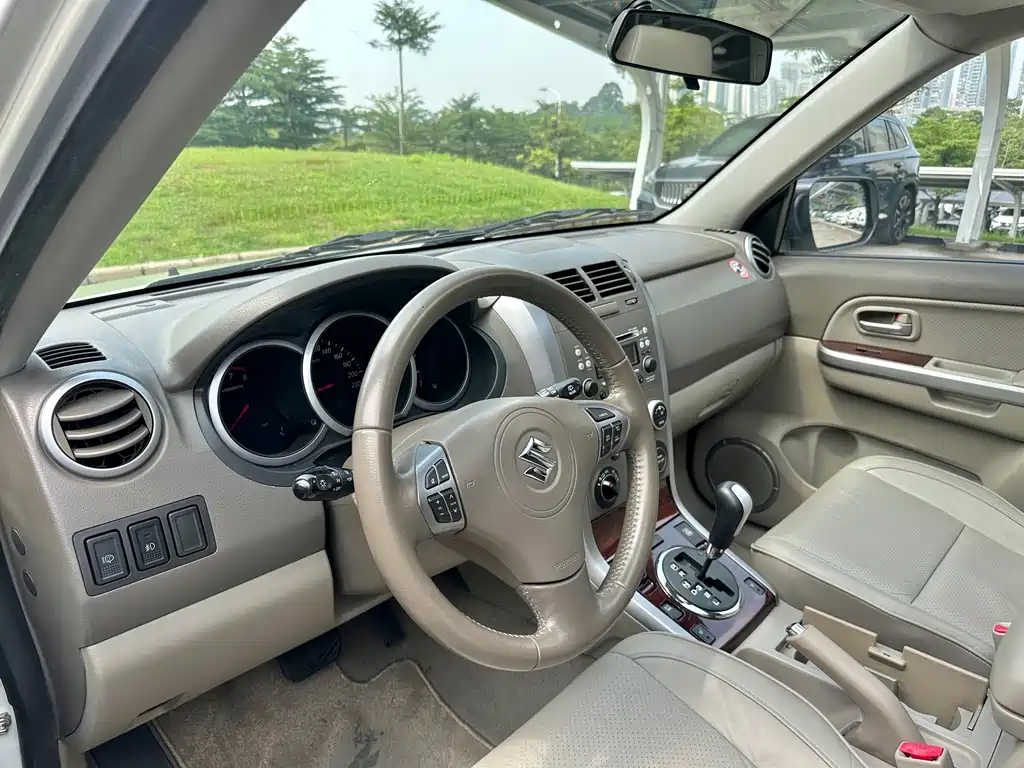 Suzuki Grand Vitara — миниатюра 15