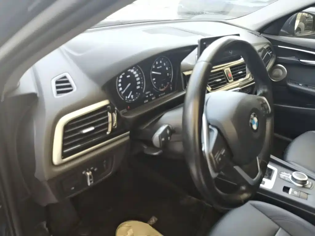 BMW 1 Series — миниатюра 10
