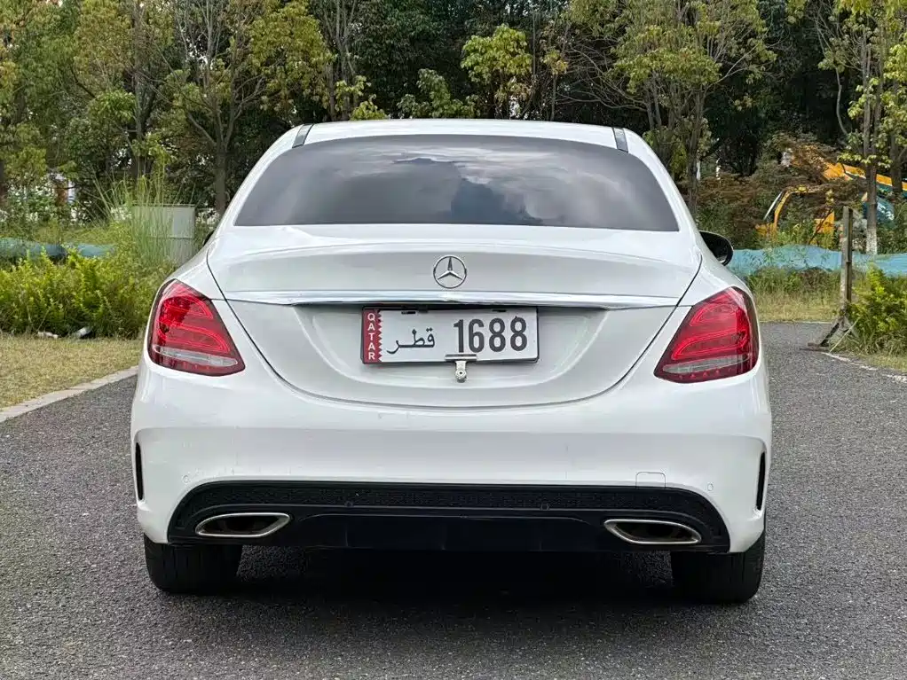 Mercedes-Benz C-Class — миниатюра 8