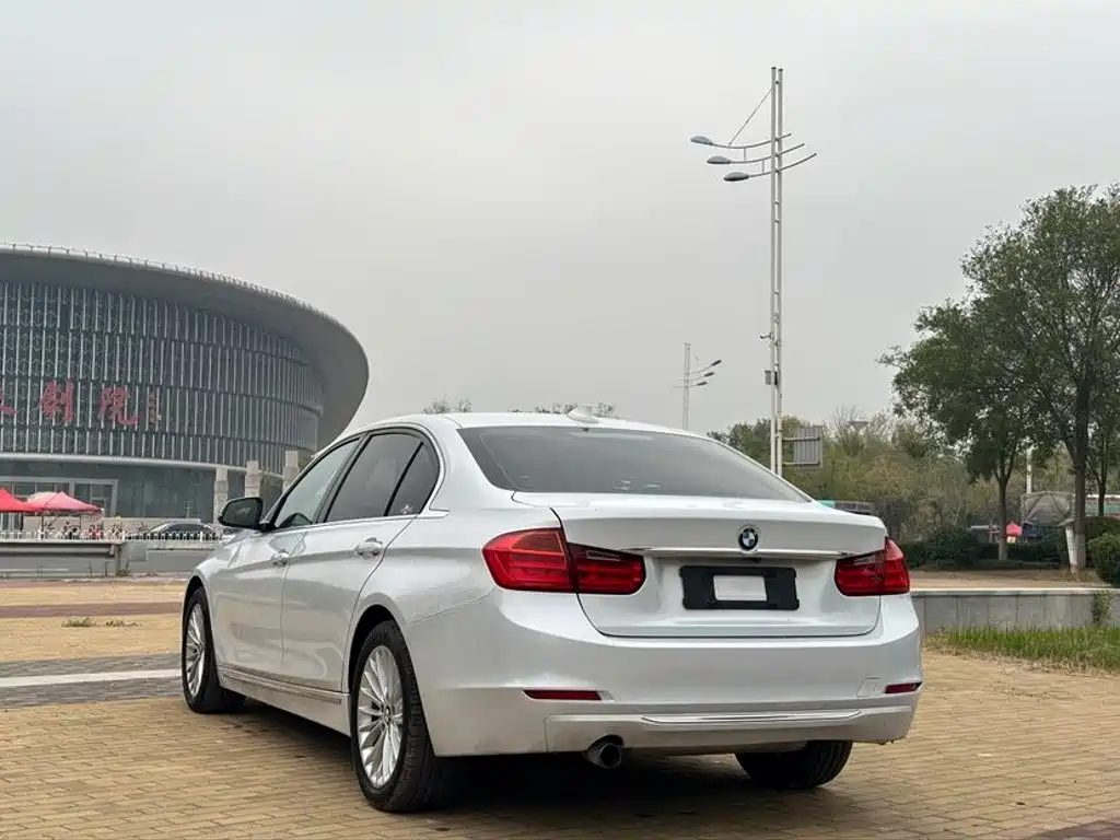 BMW 3 Series — миниатюра 6