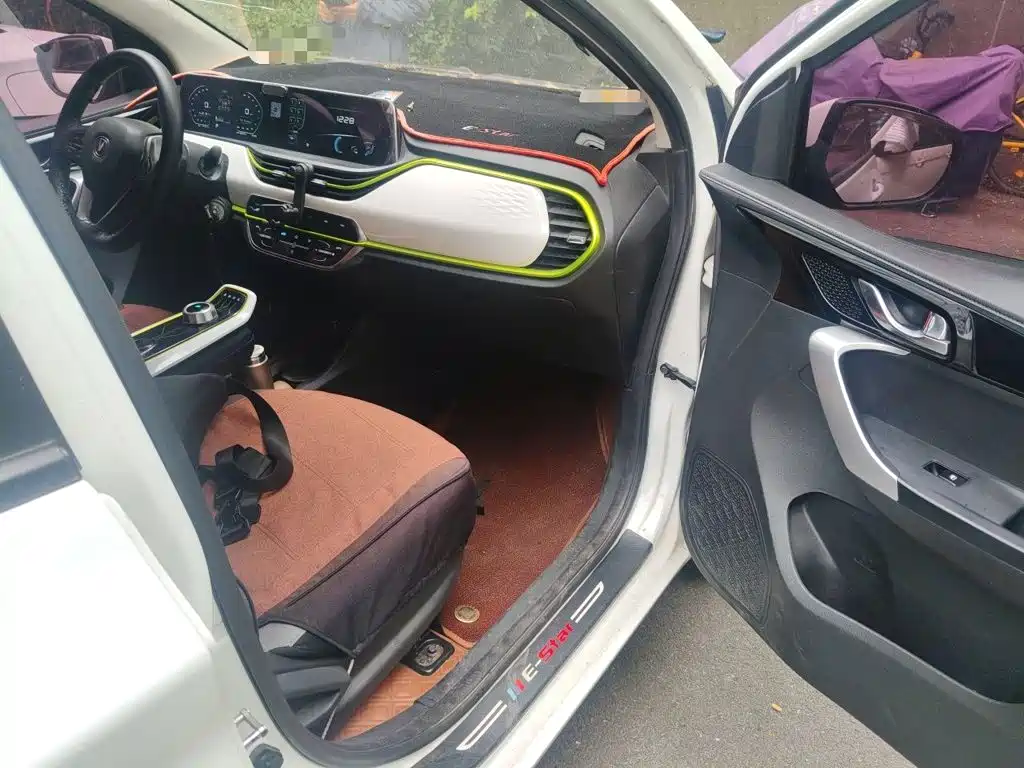 Changan Benben E-Star — миниатюра 19