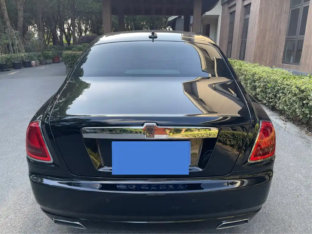 Rolls-Royce Ghost — миниатюра 10