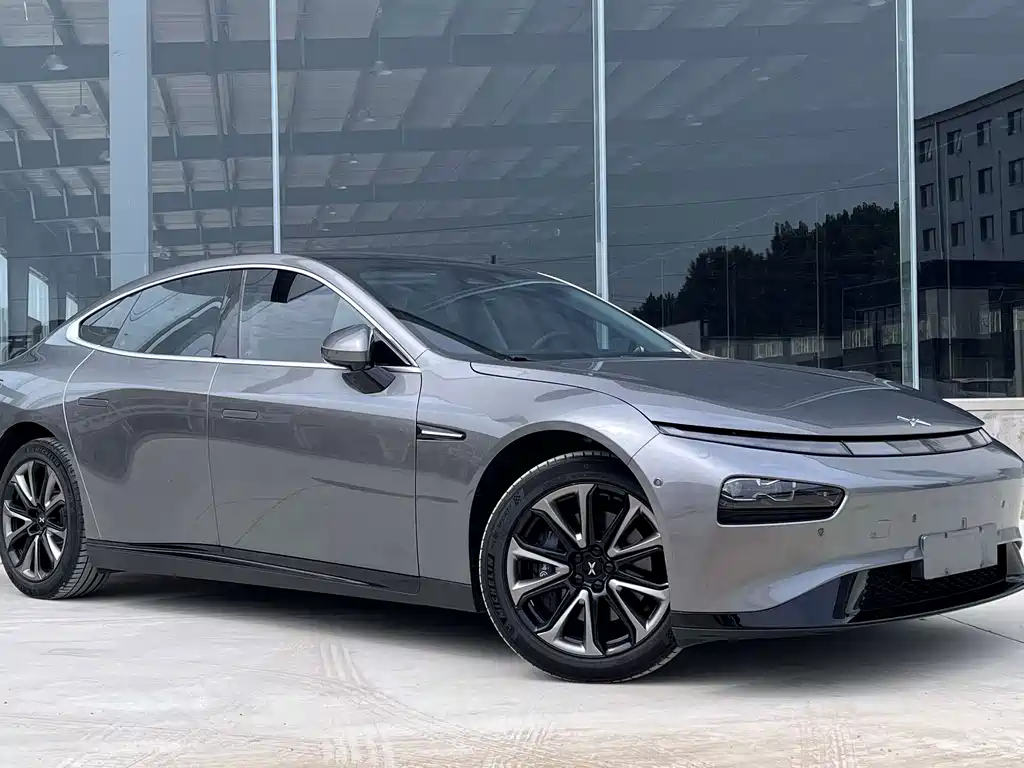 XPeng P7 — миниатюра 3