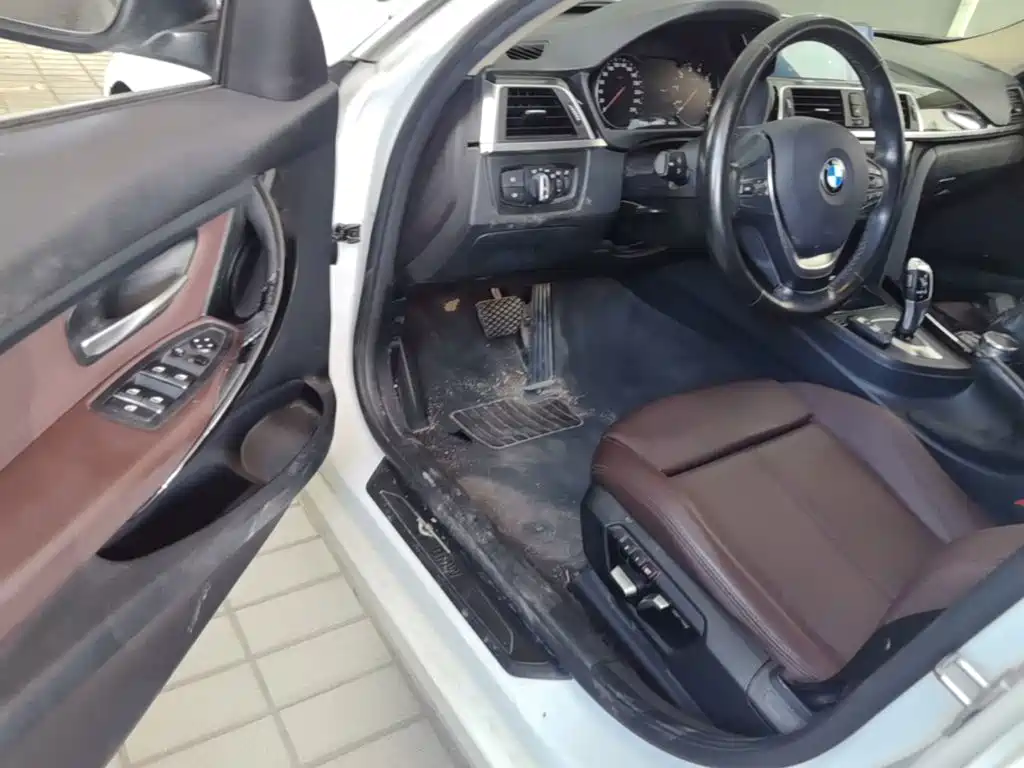 BMW 3 Series — миниатюра 21