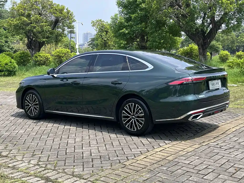 Geely Emgrand - фото 4