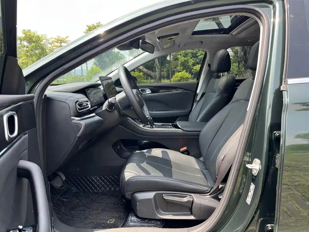 Geely Emgrand - фото 11