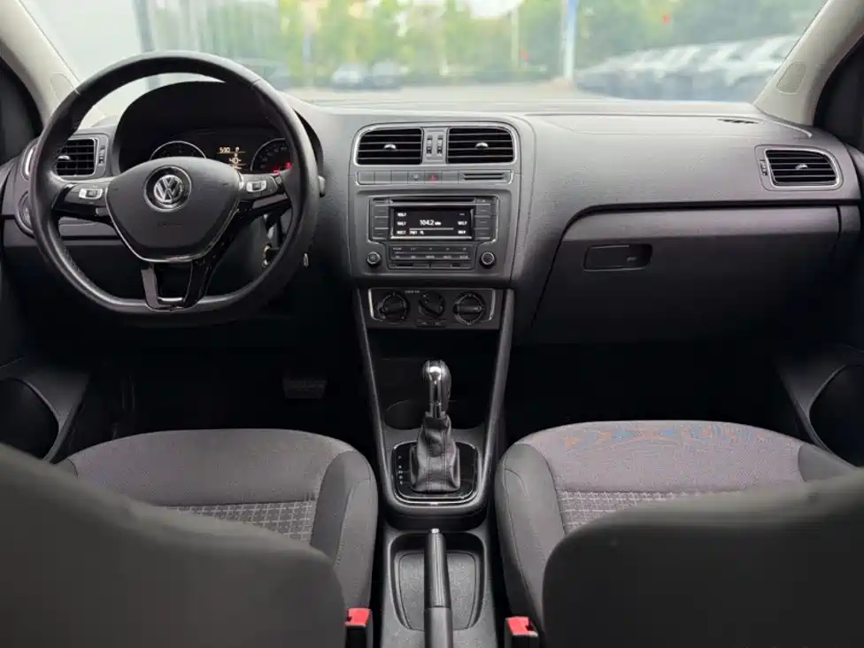 Volkswagen Polo — миниатюра 4