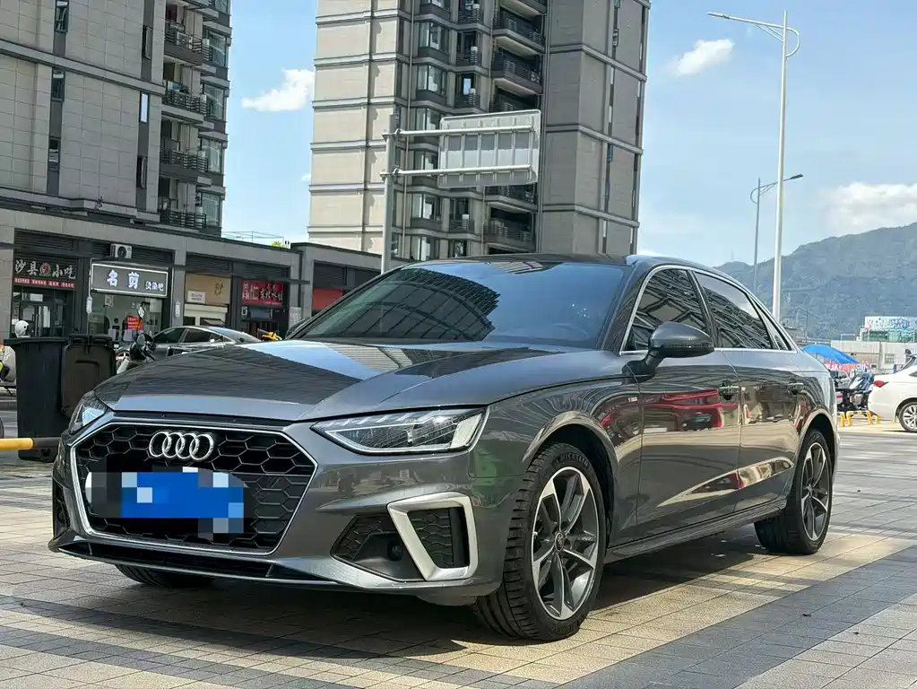 Audi A4L 2022