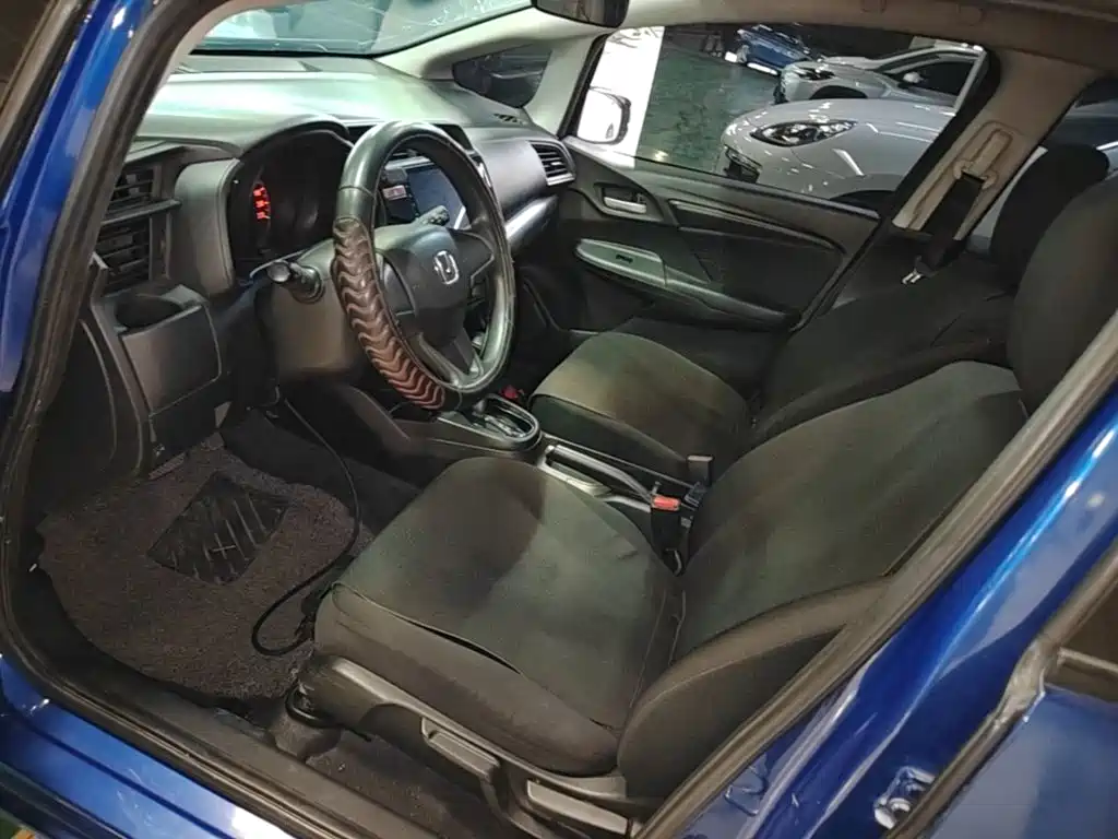 Honda Fit — миниатюра 15