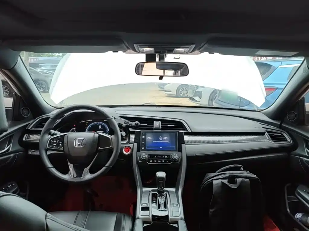 Honda Civic — миниатюра 10