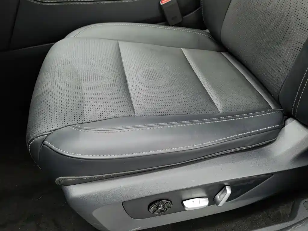 Li Auto Li ONE — миниатюра 20