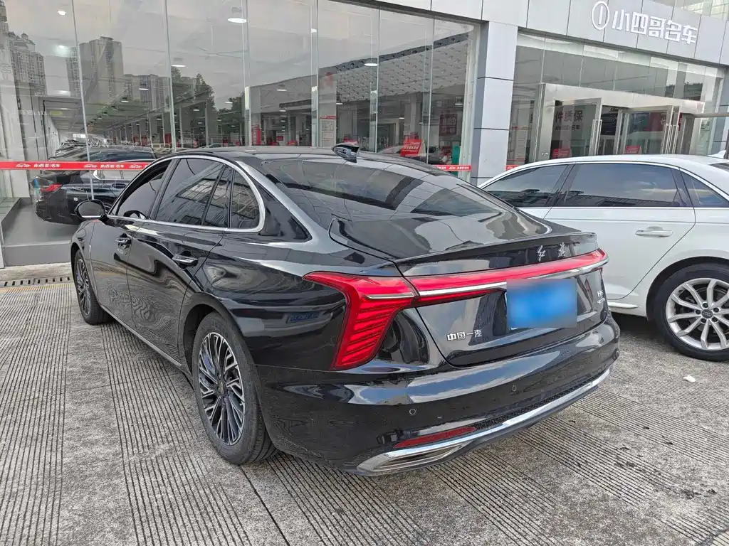 Hongqi Hongqi H5 — миниатюра 2