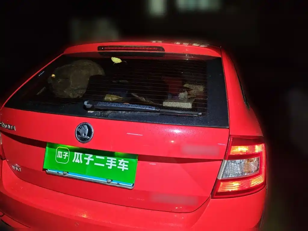 Skoda Rapid Spaceback — миниатюра 4