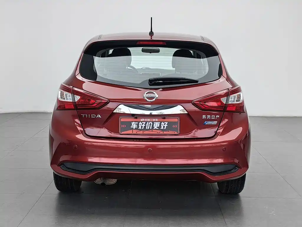 Nissan Tiida — миниатюра 4