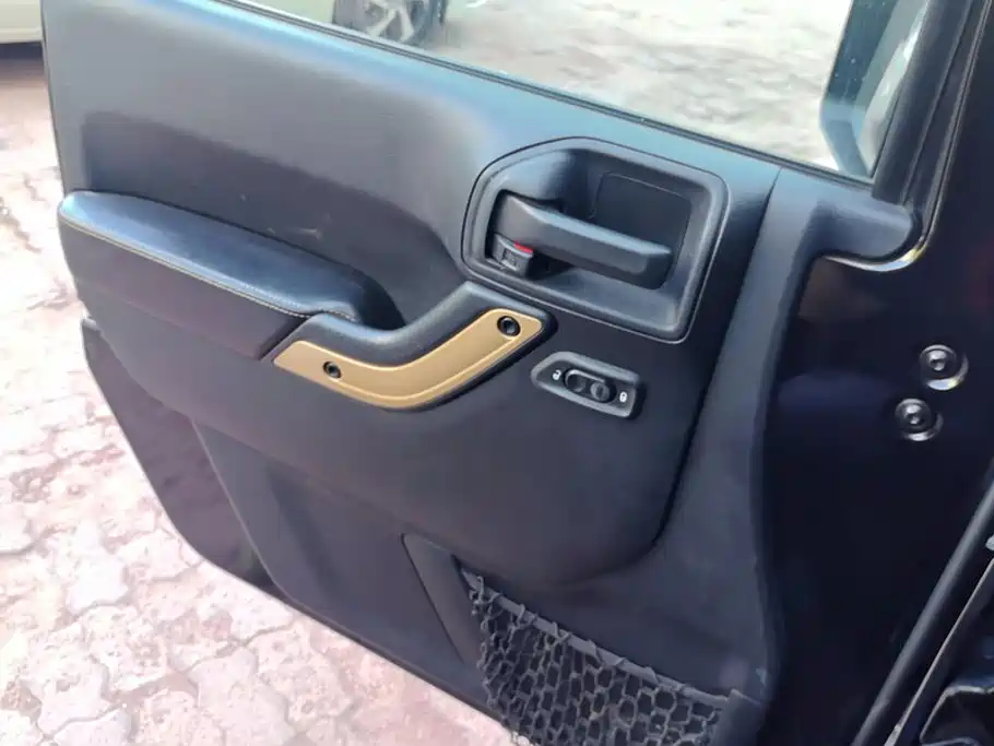 Jeep Wrangler — миниатюра 7