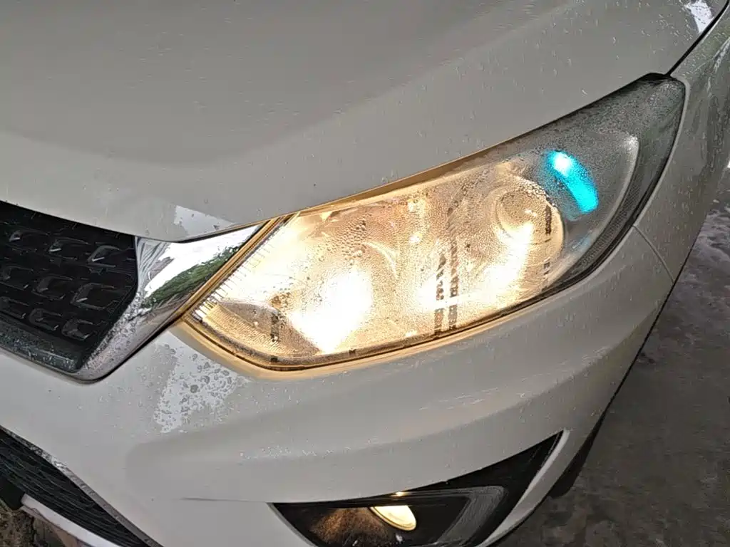 BAIC Senova X35 — миниатюра 24