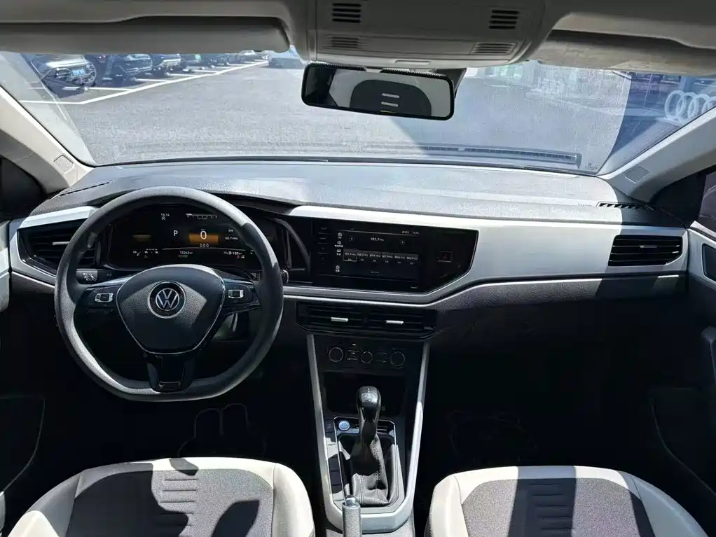 Volkswagen Polo — миниатюра 14