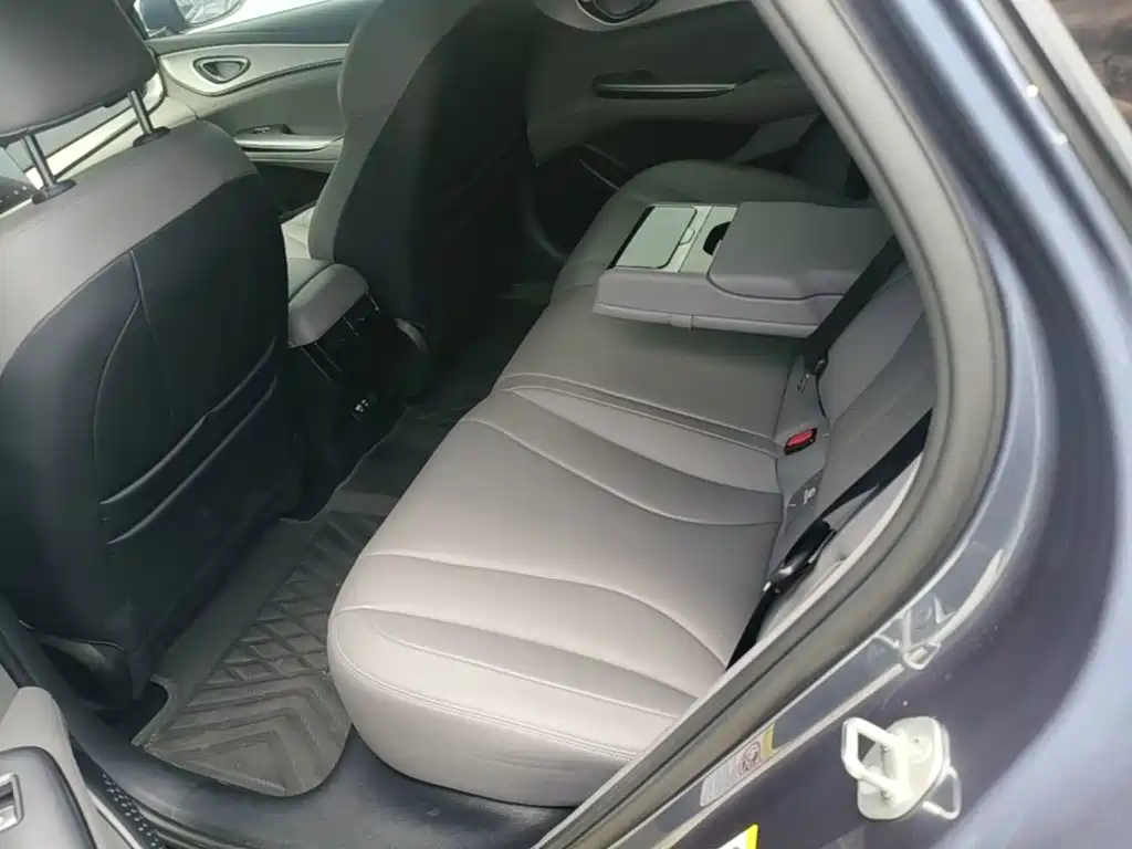 BYD Seal 07 DM-i — миниатюра 17