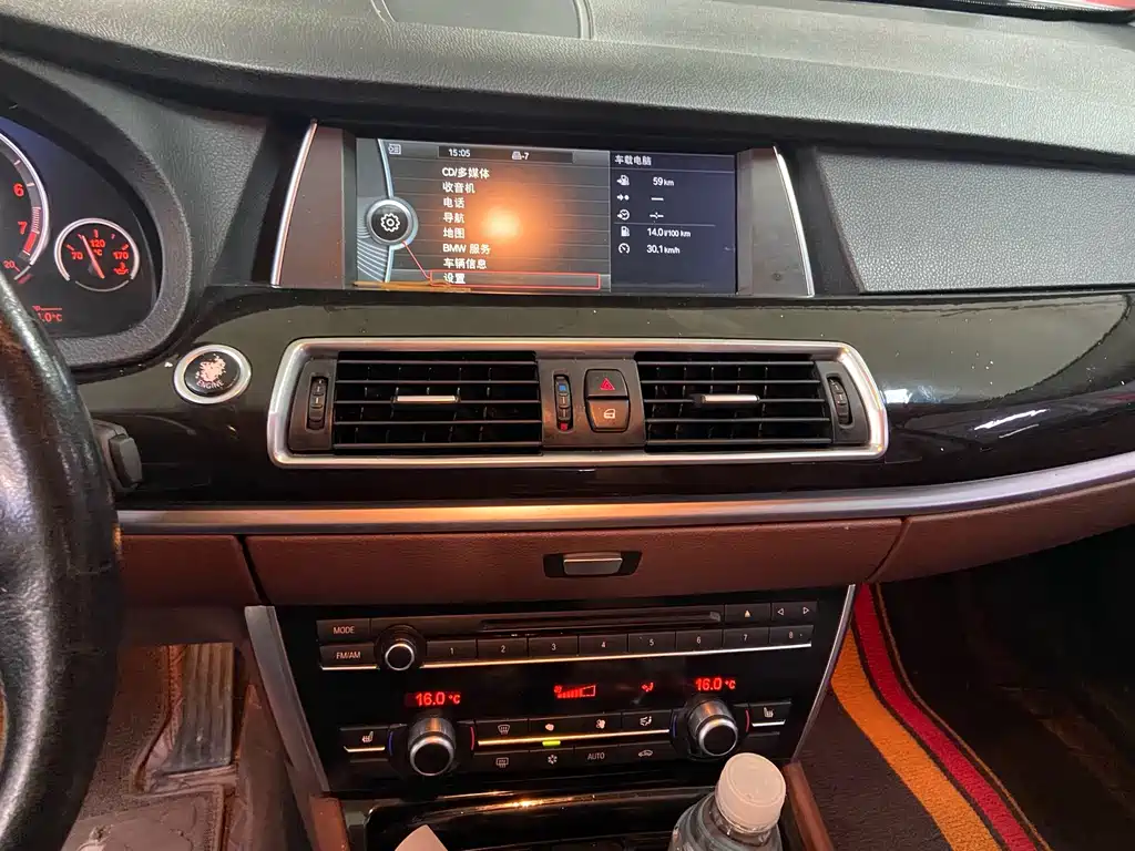 BMW 5 Series GT — миниатюра 9