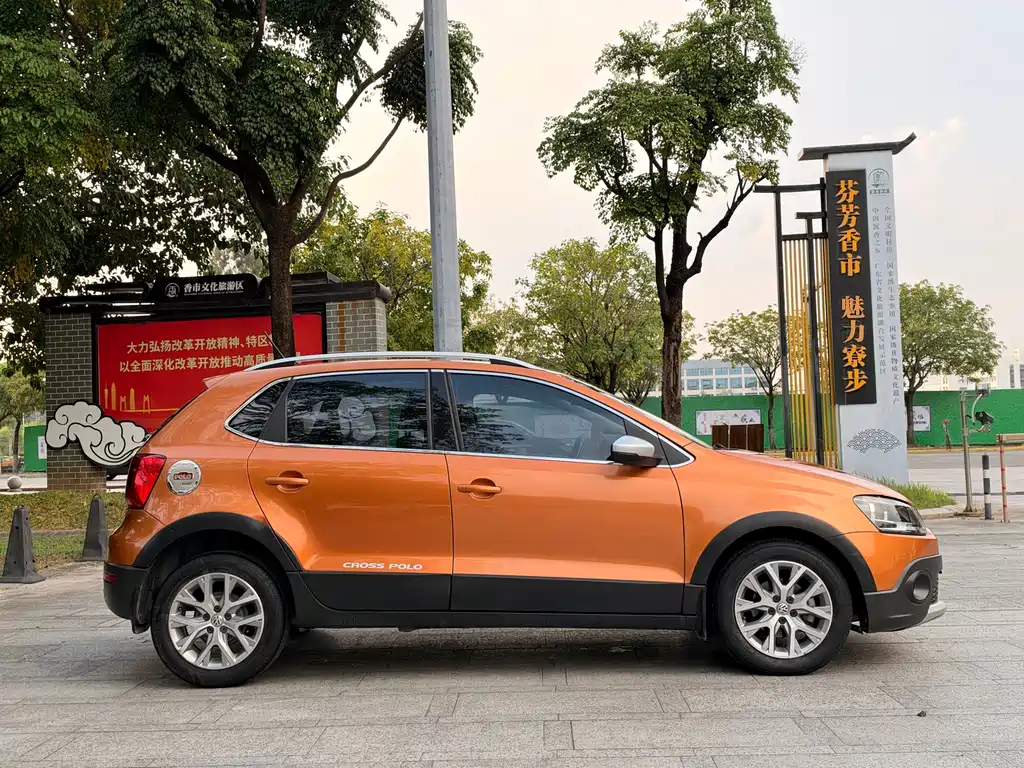 Volkswagen Polo — миниатюра 5